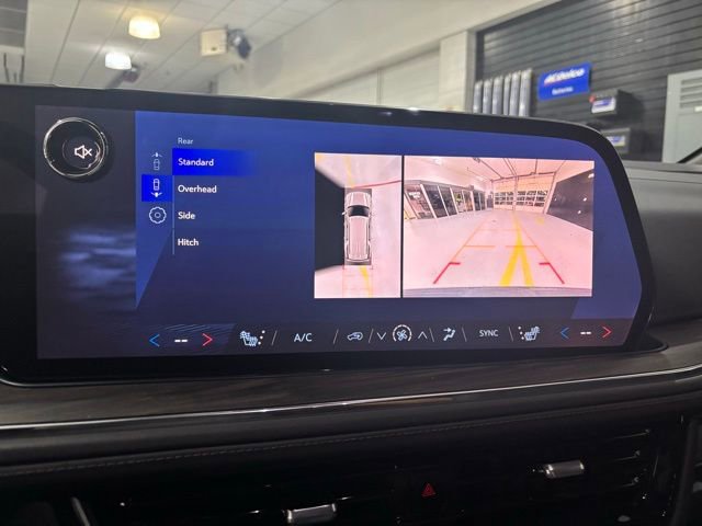 Used 2025 Chevrolet Tahoe LT AWD/4WD image 30