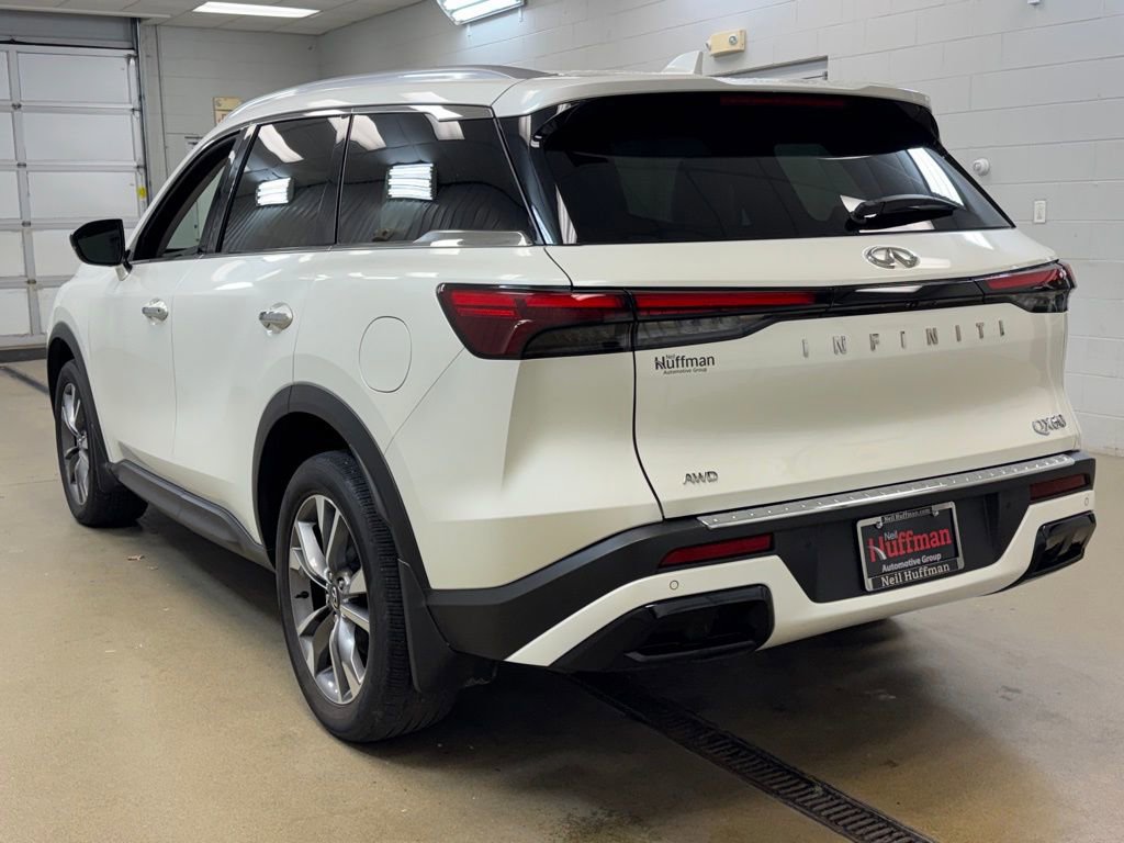 Used 2023 INFINITI QX60 Luxe w/ Cargo Package image 7