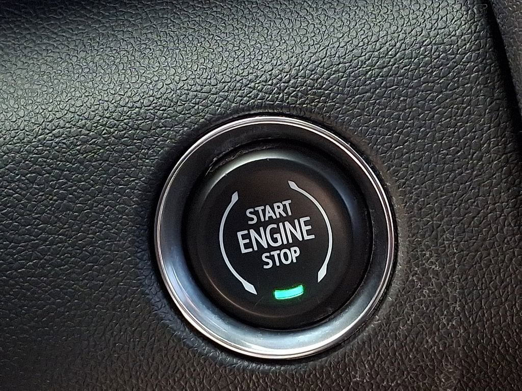 Used 2025 GMC Acadia Elevation image 23