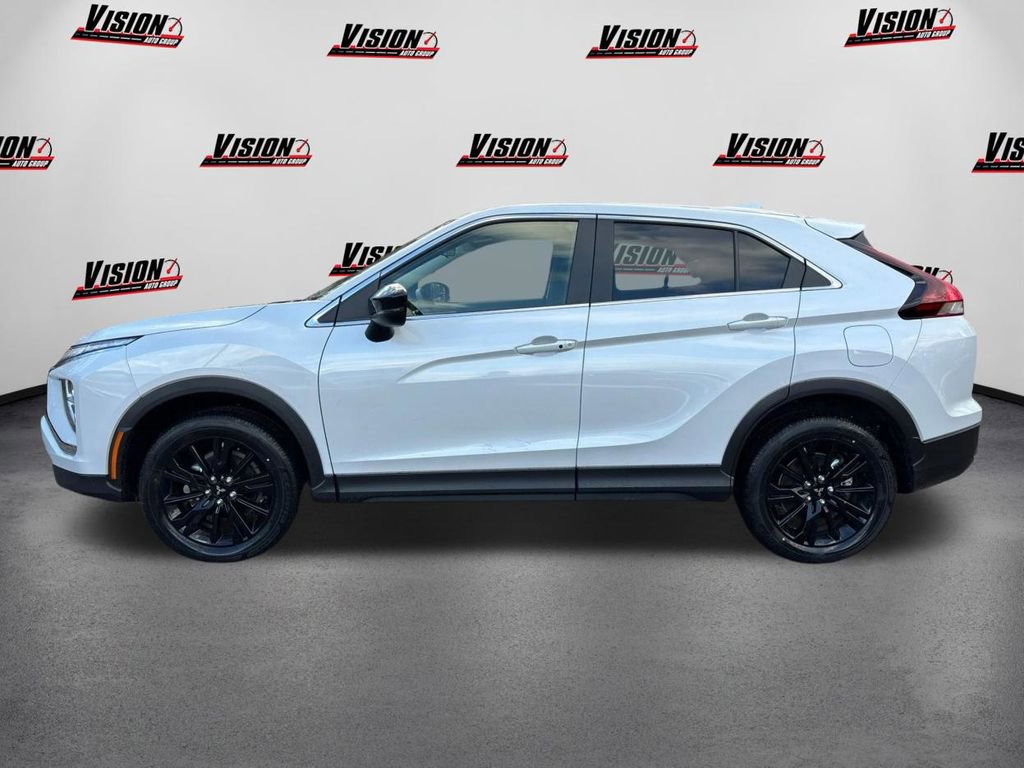 Used 2024 Mitsubishi Eclipse Cross LE AWD/4WD image 8
