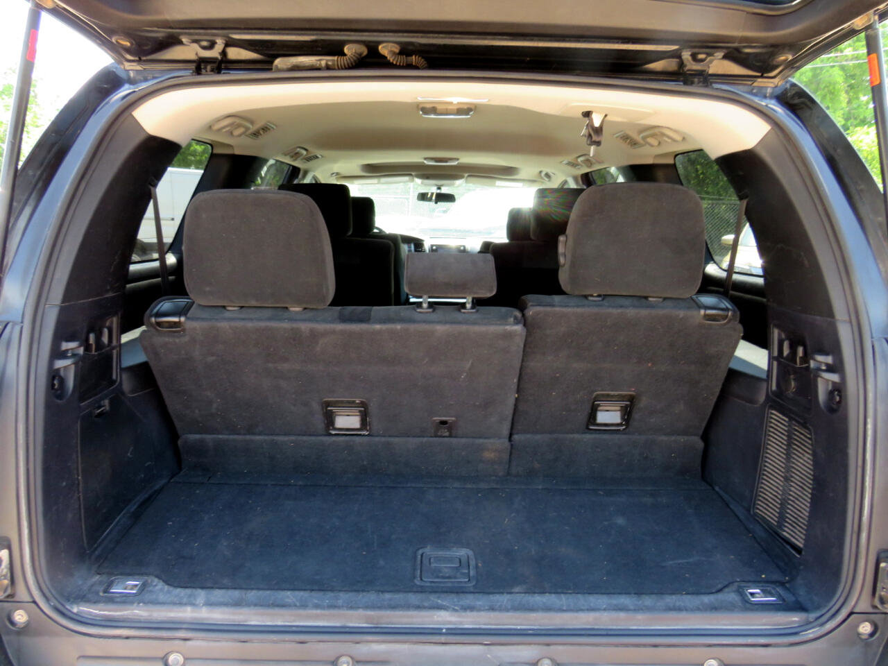 Used 2014 Toyota Sequoia SR5 w/ Sport Appearance Package image 24