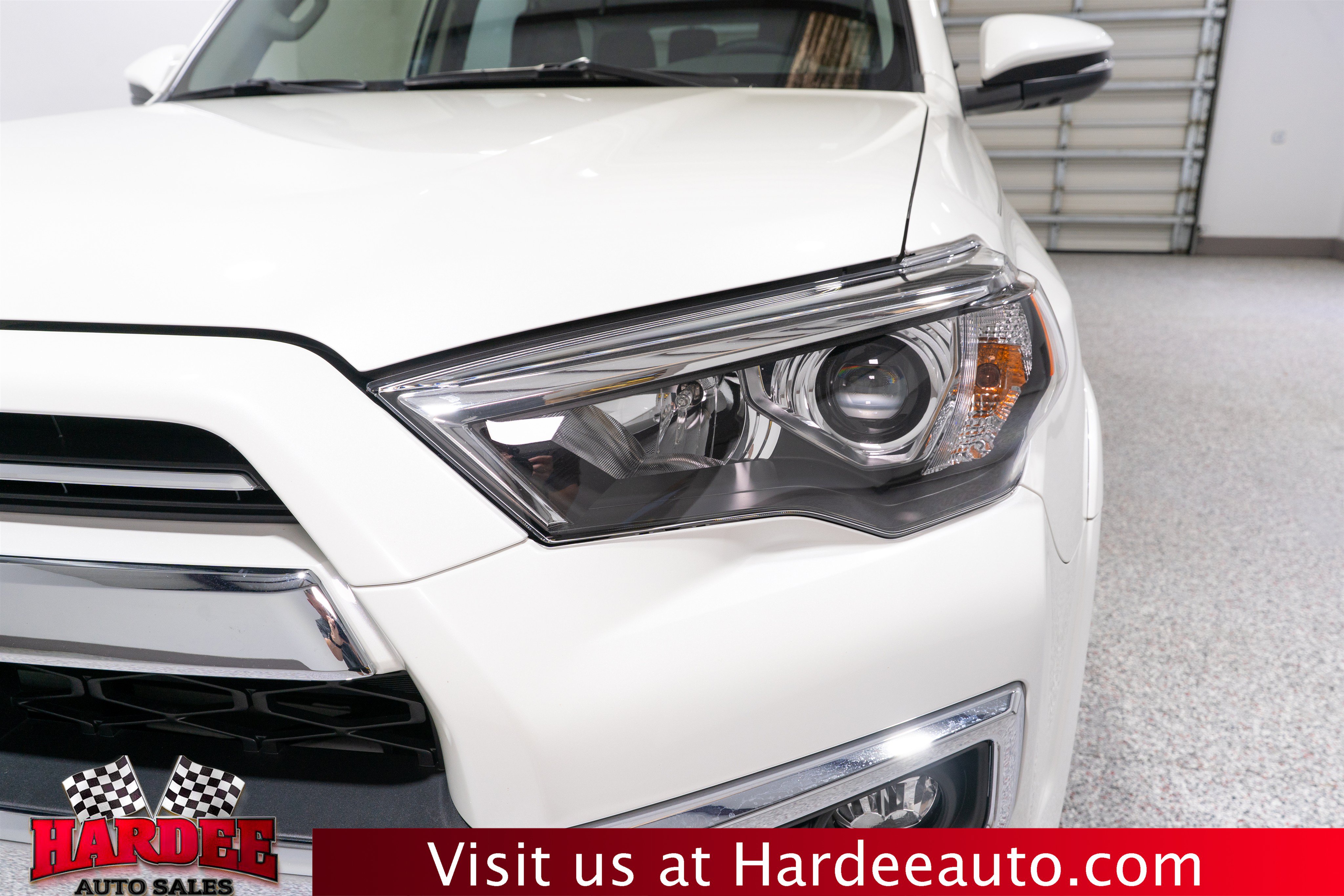 Used 2023 Toyota 4Runner Limited RWD image 8
