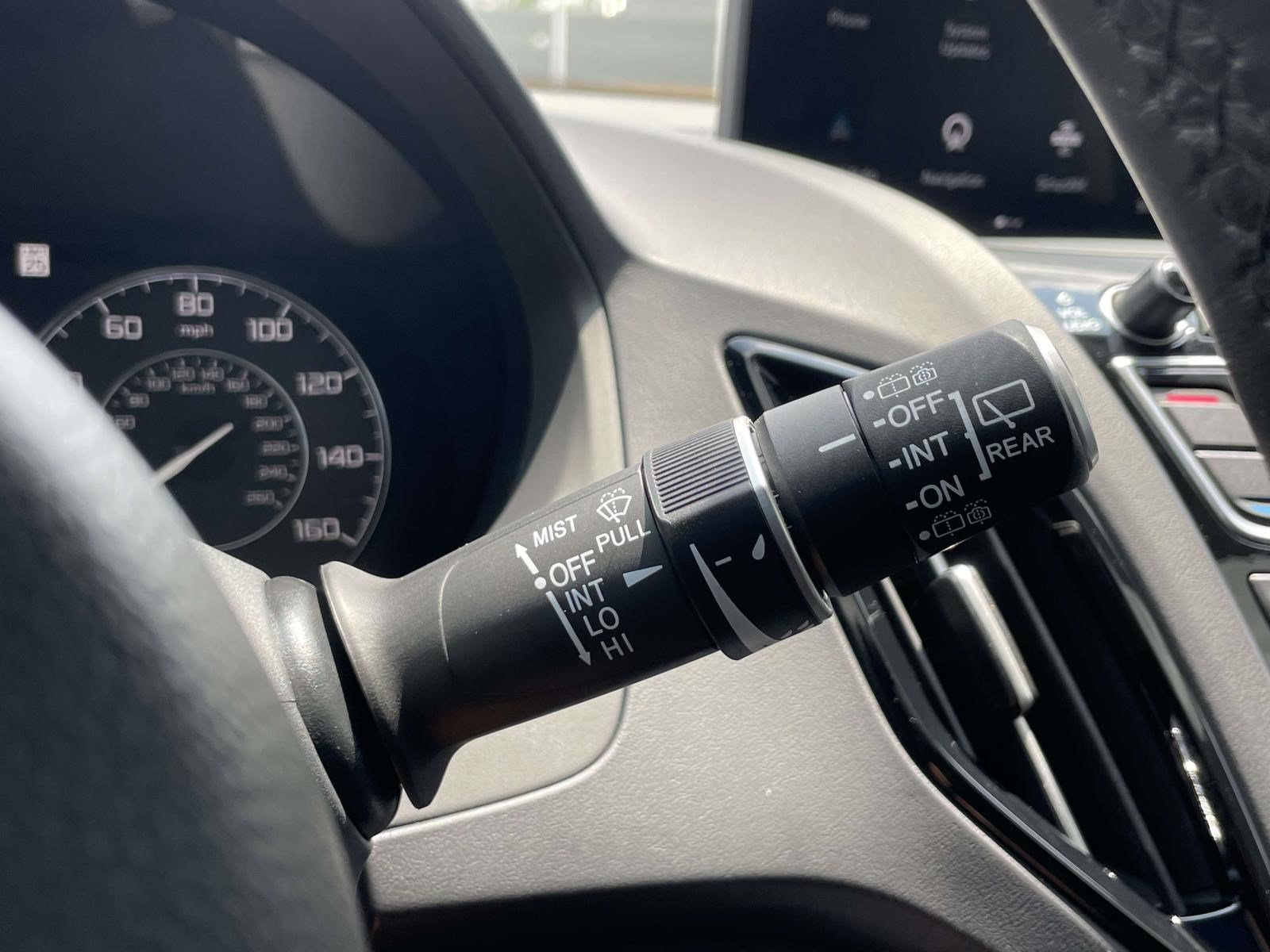 Used 2023 Acura RDX w/ Technology Package FWD image 25