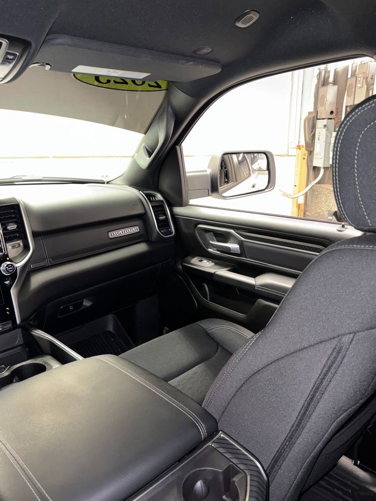 Used 2025 RAM 1500 Big Horn AWD/4WD image 35
