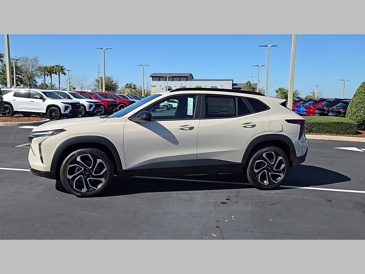 New 2026 Chevrolet Trax RS w/ Sunroof Package image 15