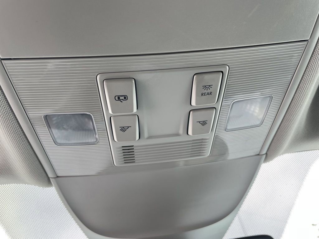 Used 2024 Volkswagen Taos SE image 23