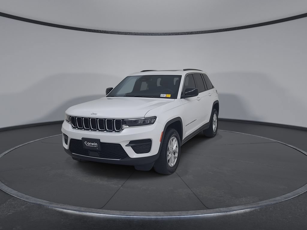 Certified 2026 Jeep Grand Cherokee Laredo X AWD/4WD image 7