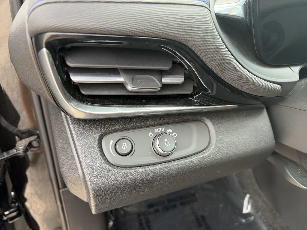 Used 2024 Buick Envista Sport Touring w/ Convenience I Package FWD image 19