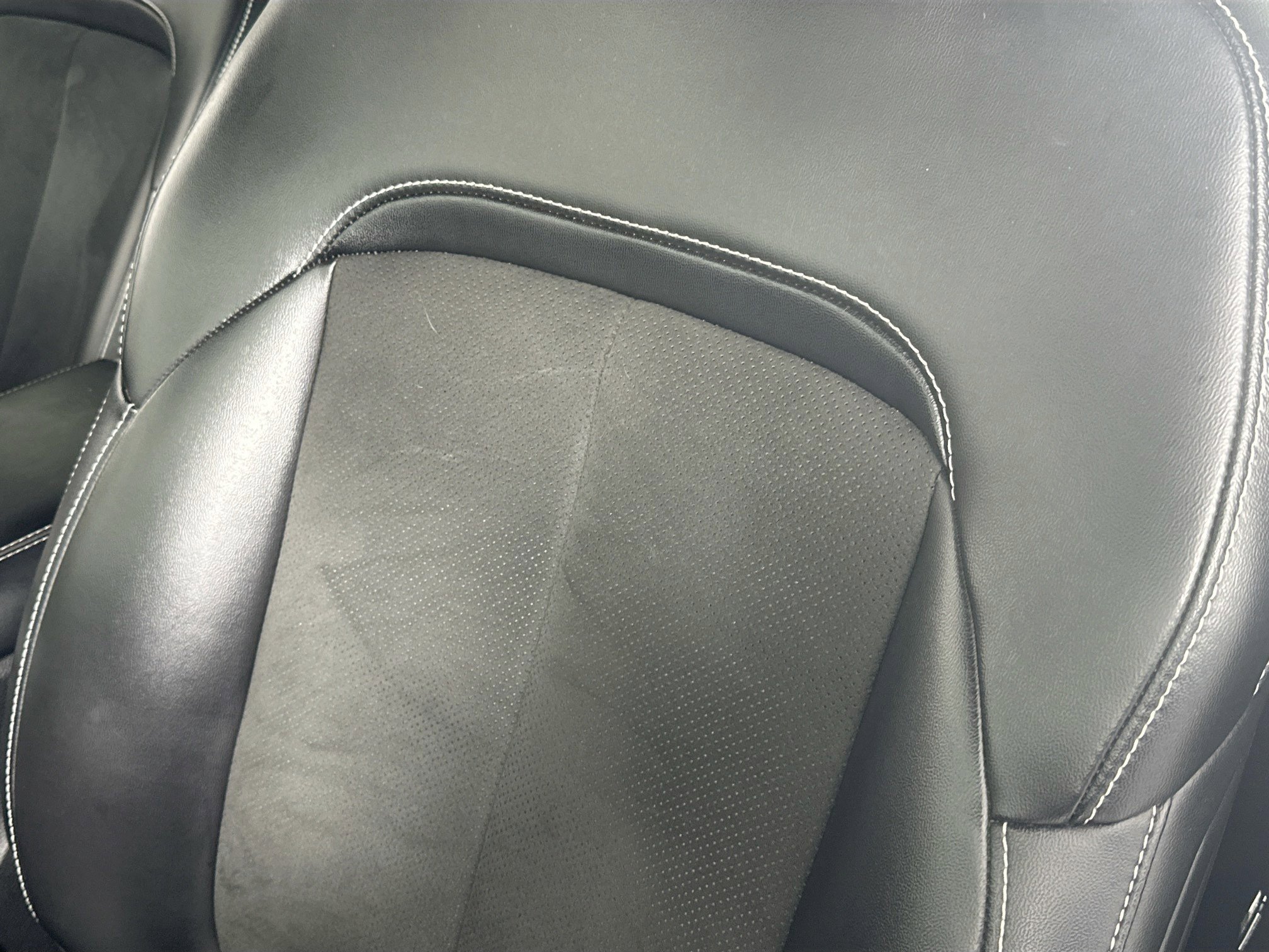 Used 2023 Jeep Grand Cherokee Altitude image 18