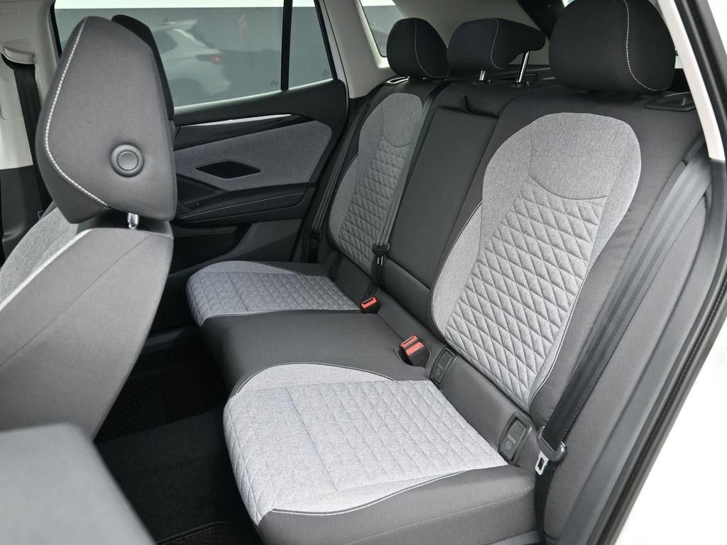 New 2025 Volkswagen Tiguan S image 11