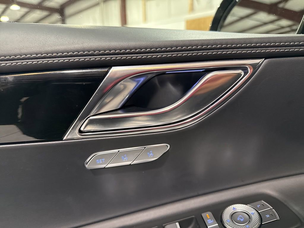 Used 2025 Genesis GV80 2.5T image 30