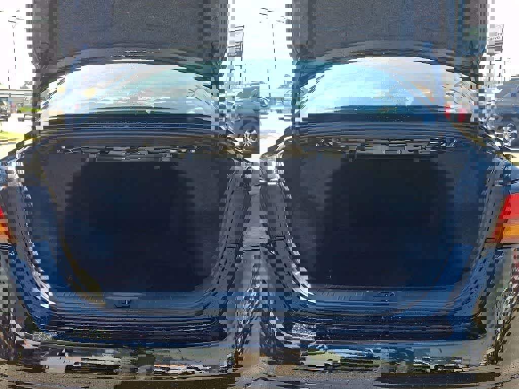 Used 2025 Nissan Altima 2.5 SV image 28