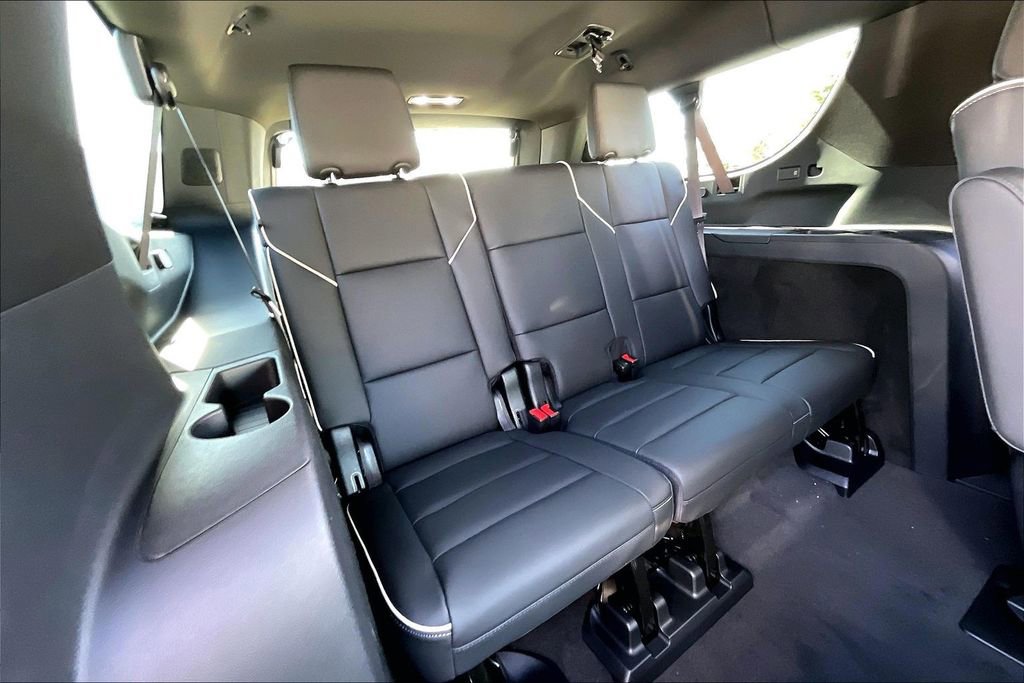 New 2026 Cadillac Escalade ESV Luxury image 28