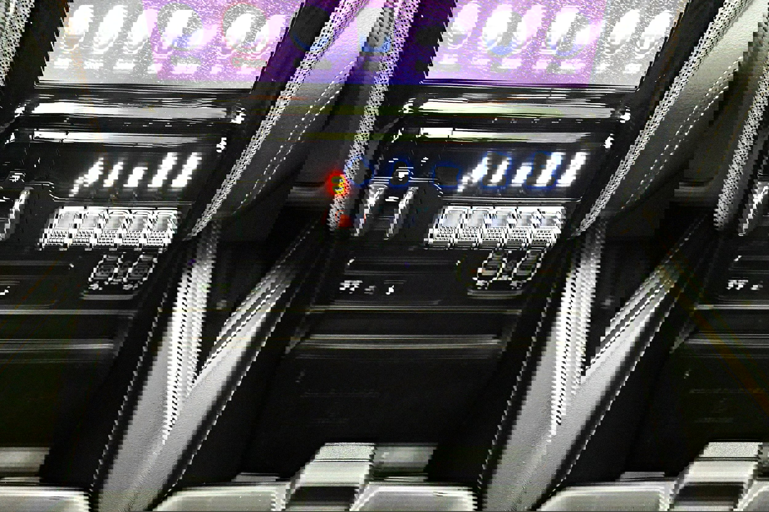 Used 2019 RAM 1500 Limited w/ Advanced Safety Group image 18