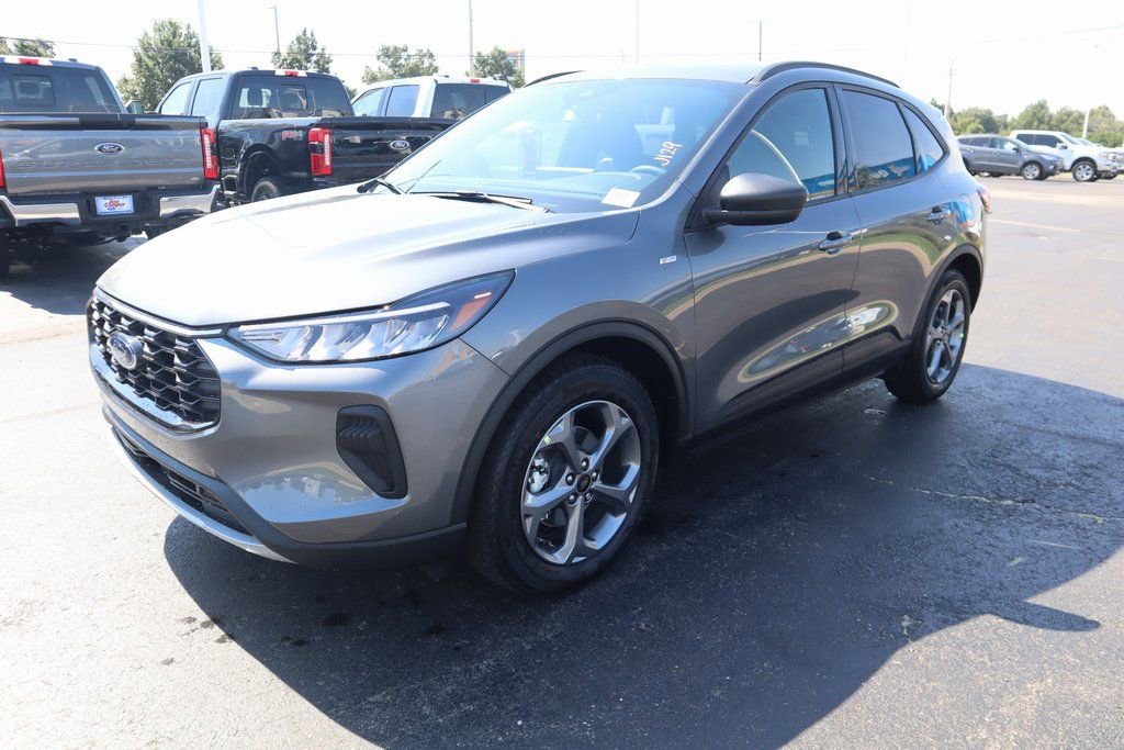 New 2026 Ford Escape ST-Line w/ Tech Pack #1 image 11