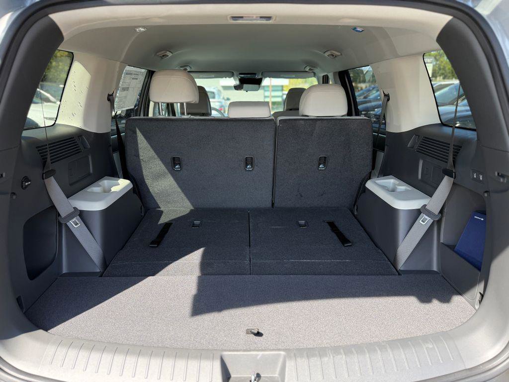 New 2026 Hyundai Santa Fe SE image 6