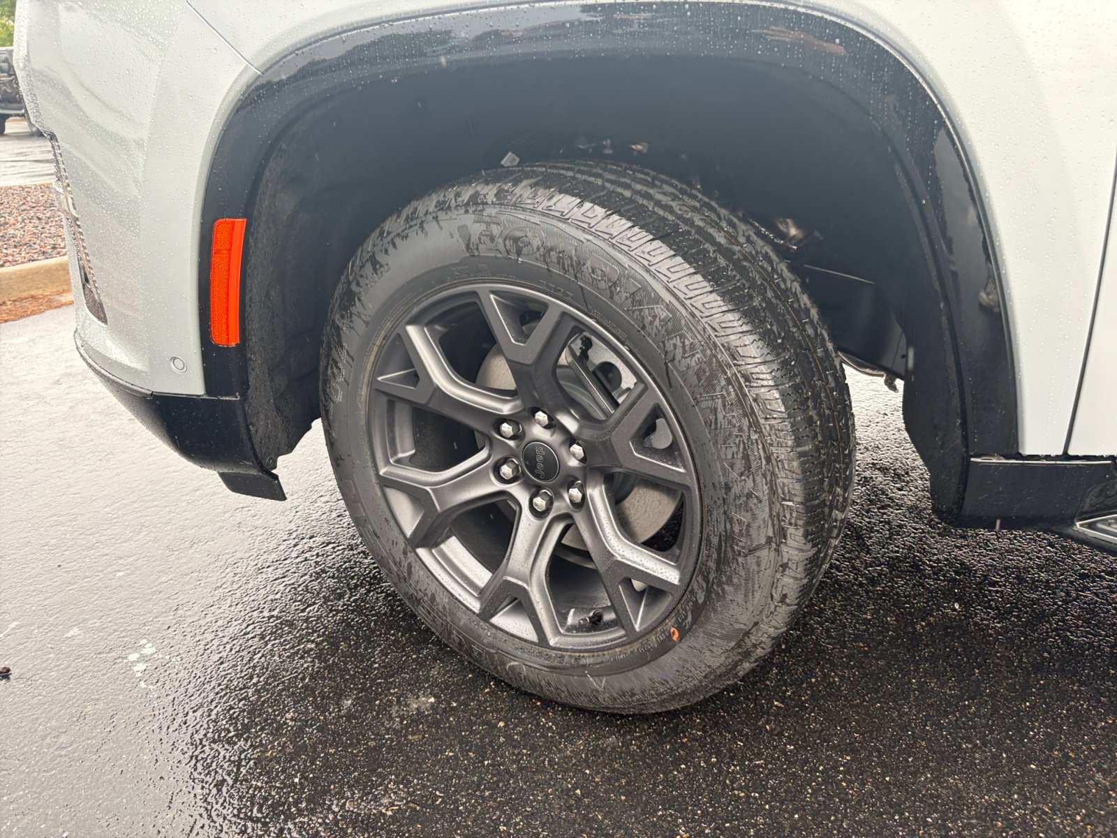 New 2026 Jeep Grand Wagoneer Limited AWD/4WD image 11
