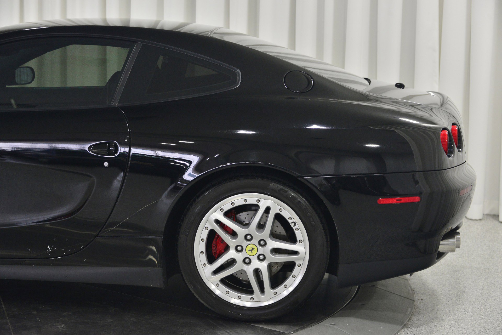 Used 2007 Ferrari 612 Scaglietti image 11