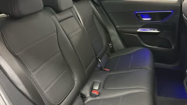 Certified 2026 Mercedes-Benz GLC 300 4MATIC image 32