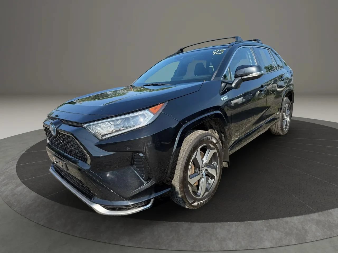 Used 2021 Toyota RAV4 SE w/ Weather & Moonroof Package