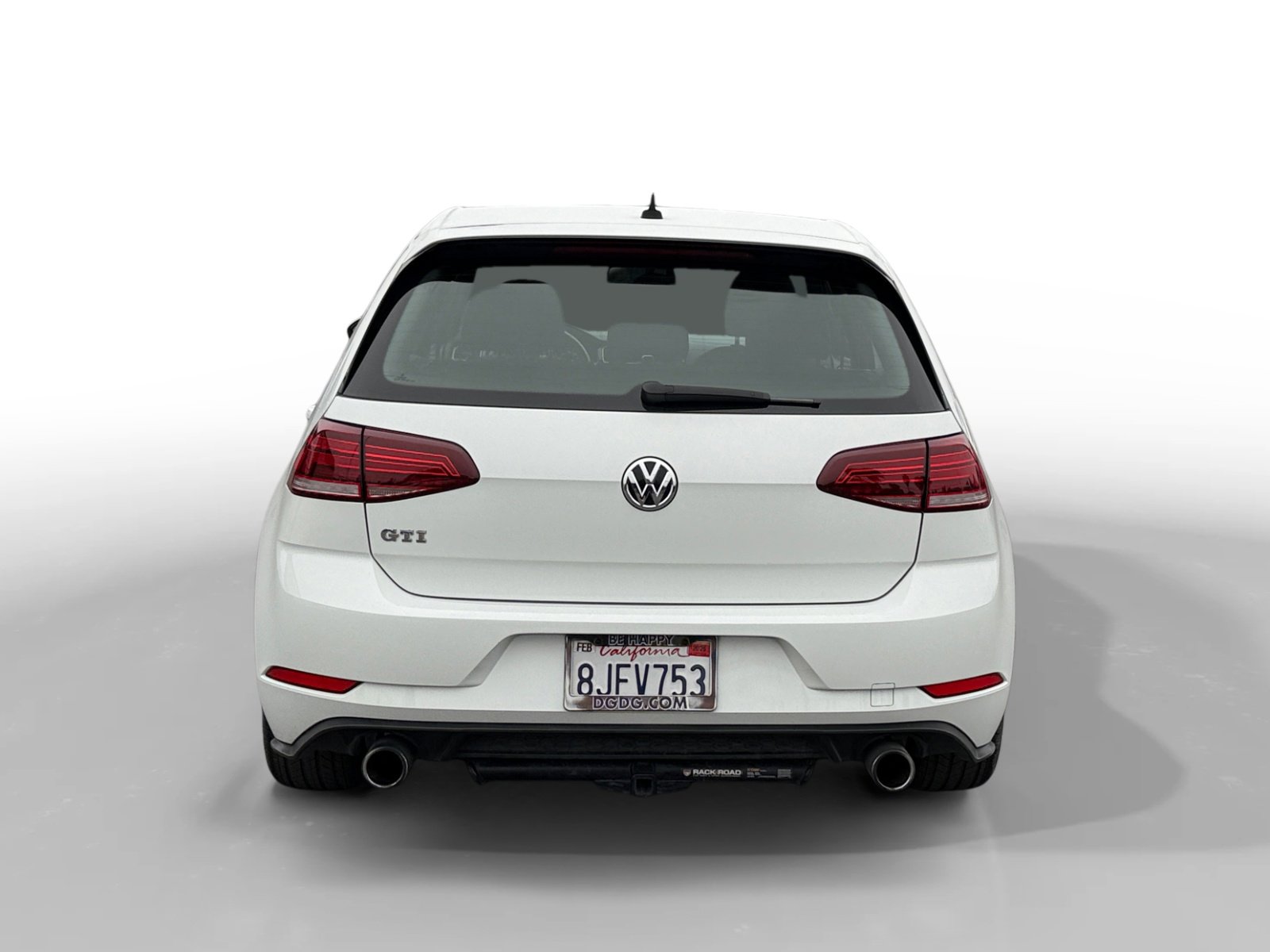 Used 2018 Volkswagen Golf 4-Door image 4