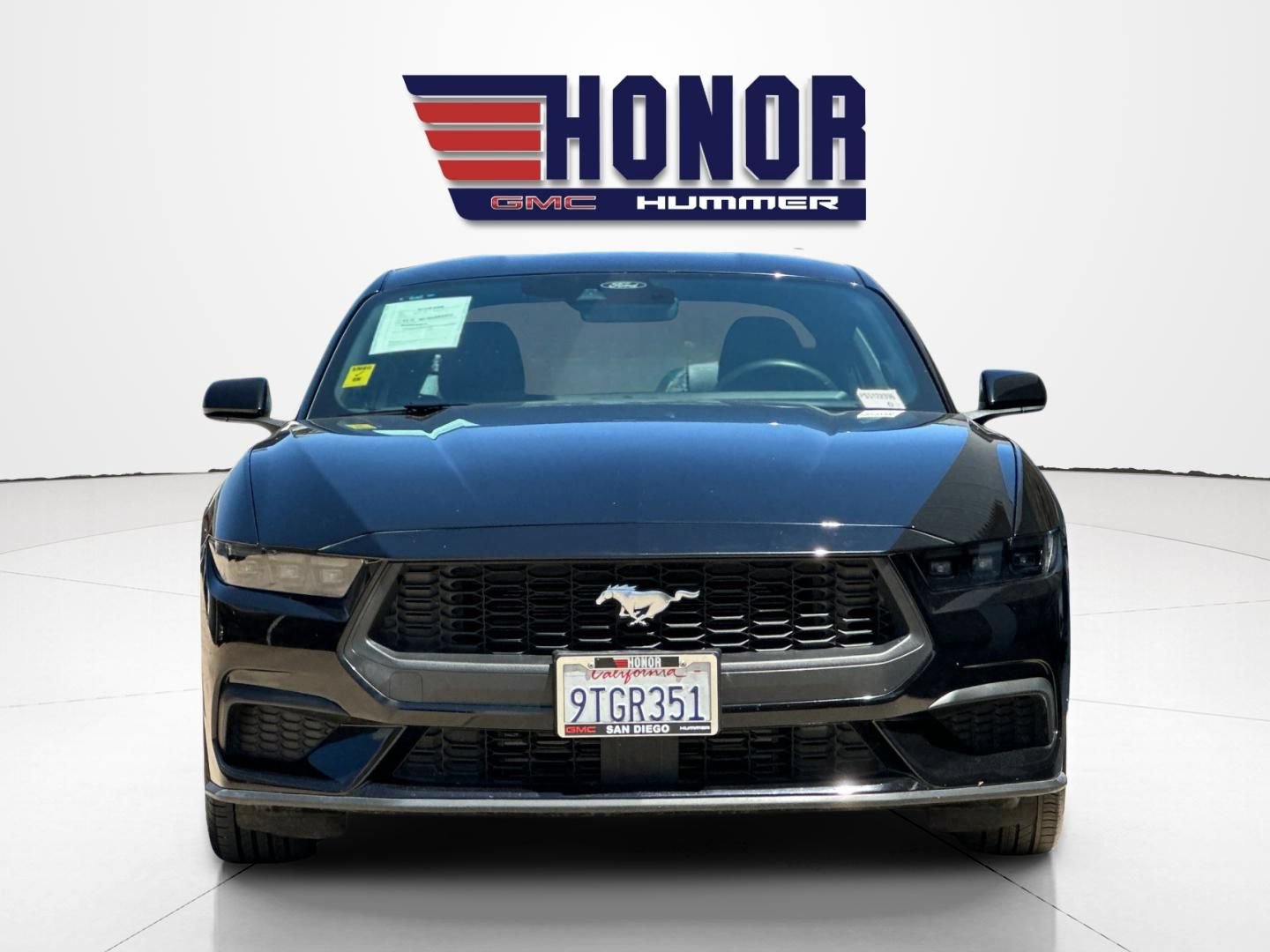 Used 2025 Ford Mustang Premium RWD image 9