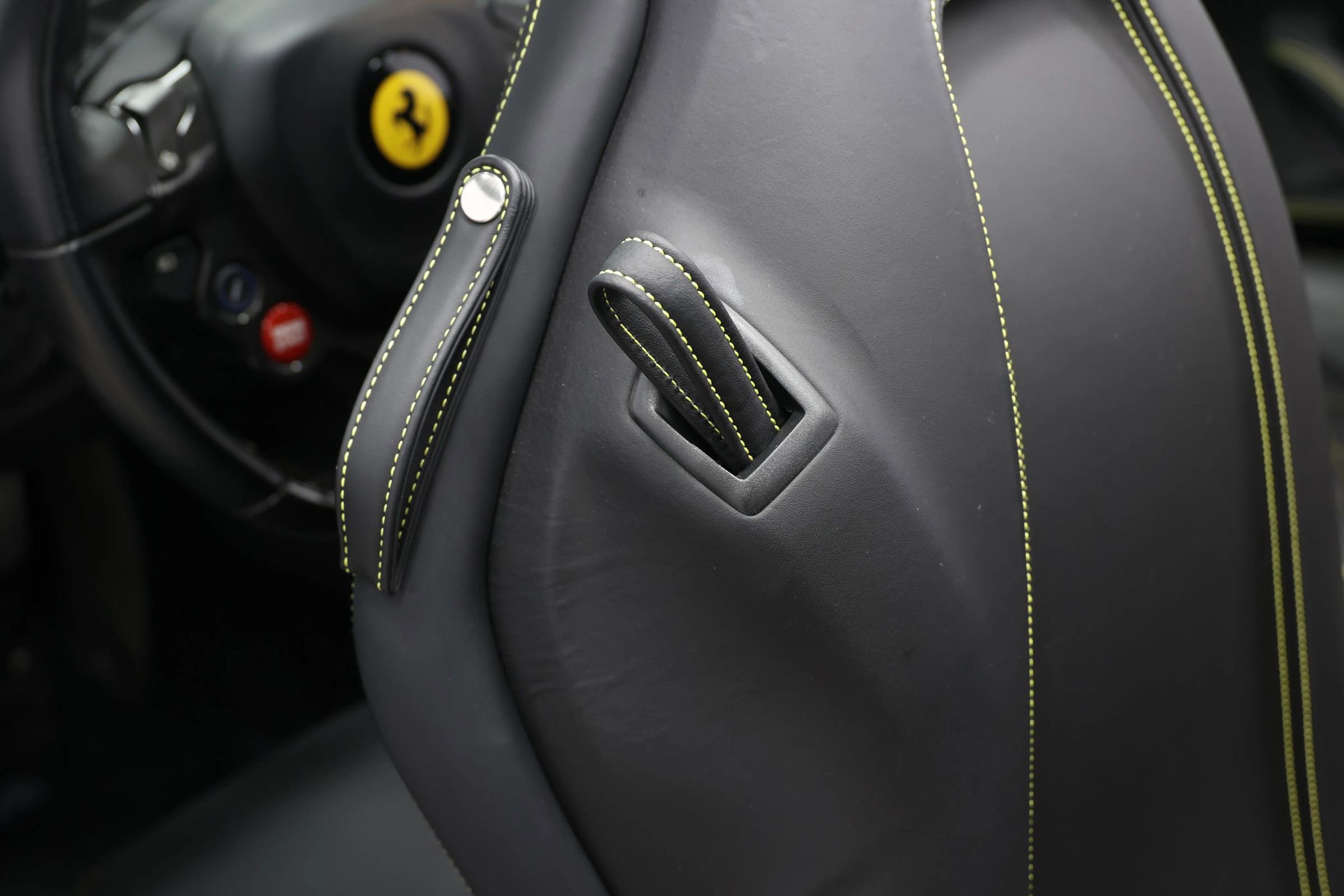 Used 2015 Ferrari California T image 54