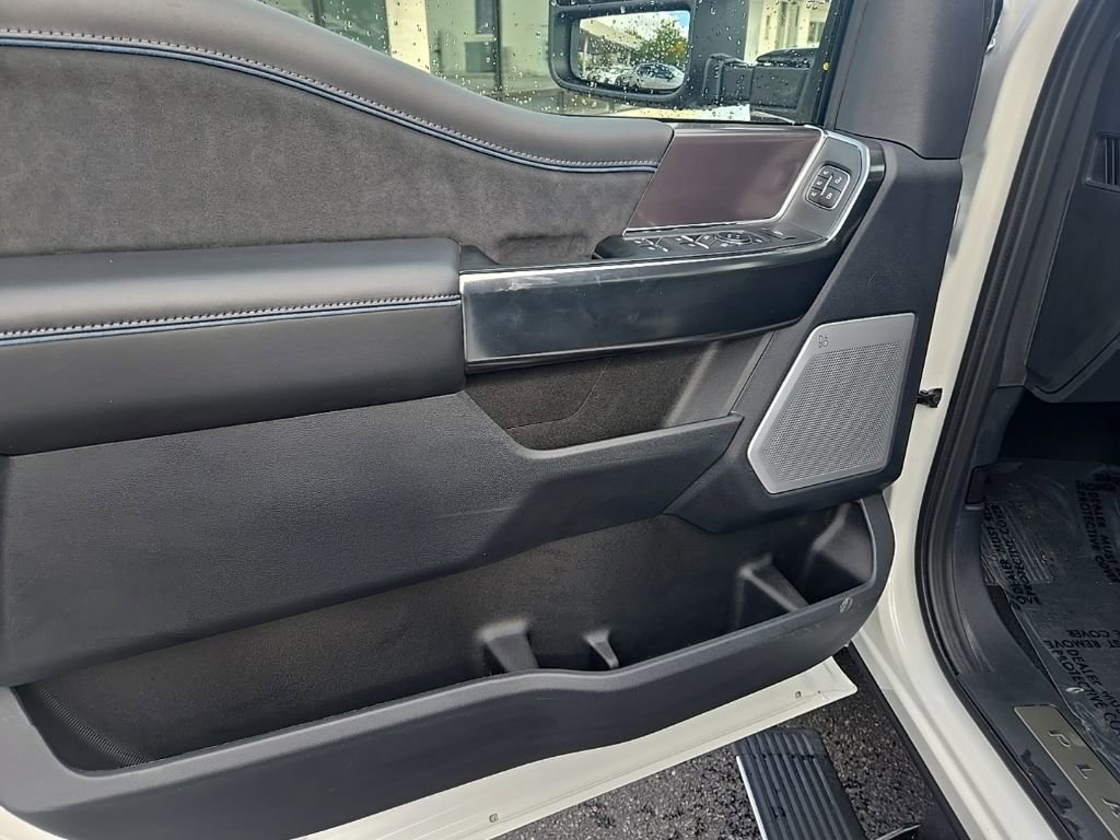 New 2026 Ford F350 Platinum image 9