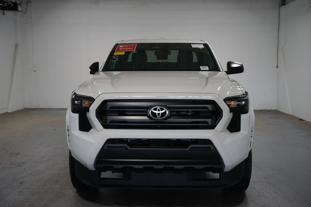 Used 2024 Toyota Tacoma SR RWD image 2