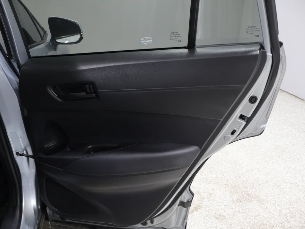 Used 2023 Toyota Corolla Cross LE w/ Moonroof Package AWD/4WD image 21