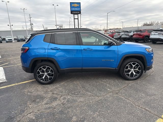 Used 2024 Jeep Compass Limited image 8