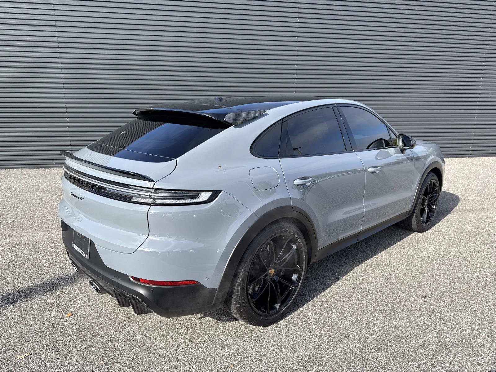 Used 2025 Porsche Cayenne Turbo GT image 7