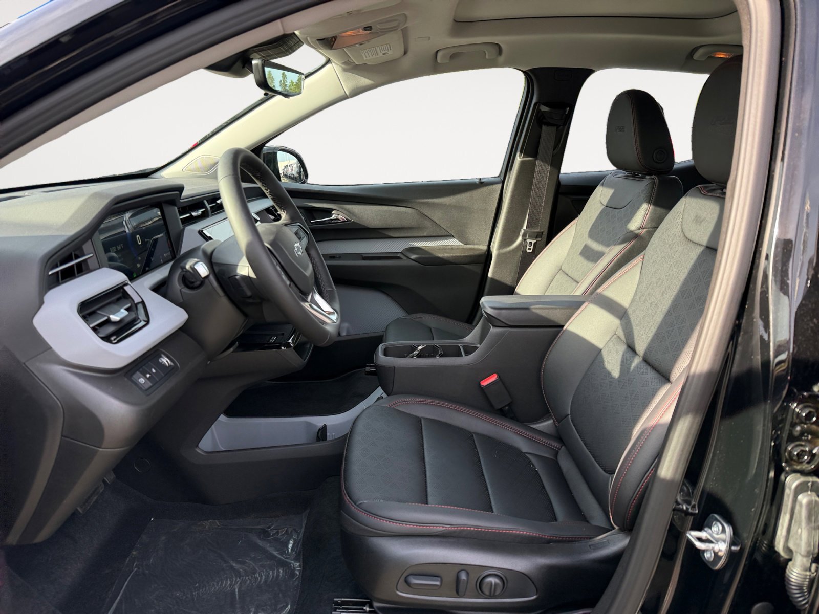 New 2027 Chevrolet Bolt RS w/ Technology Package FWD image 10