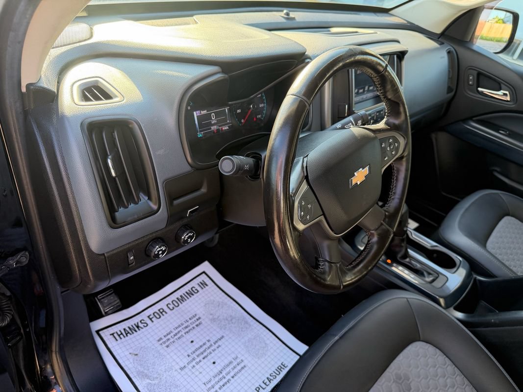 Used 2018 Chevrolet Colorado Z71 AWD/4WD image 11