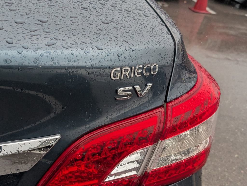 Used 2015 Nissan Sentra SV image 16