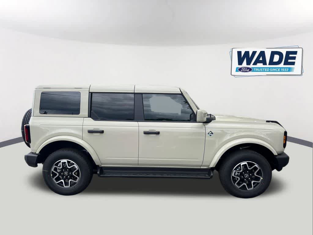 New 2026 Ford Bronco Outer Banks AWD/4WD image 4
