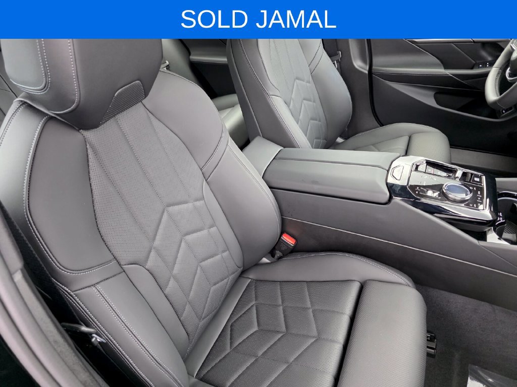 Certified 2024 BMW 530i w/ Premium Package RWD image 27