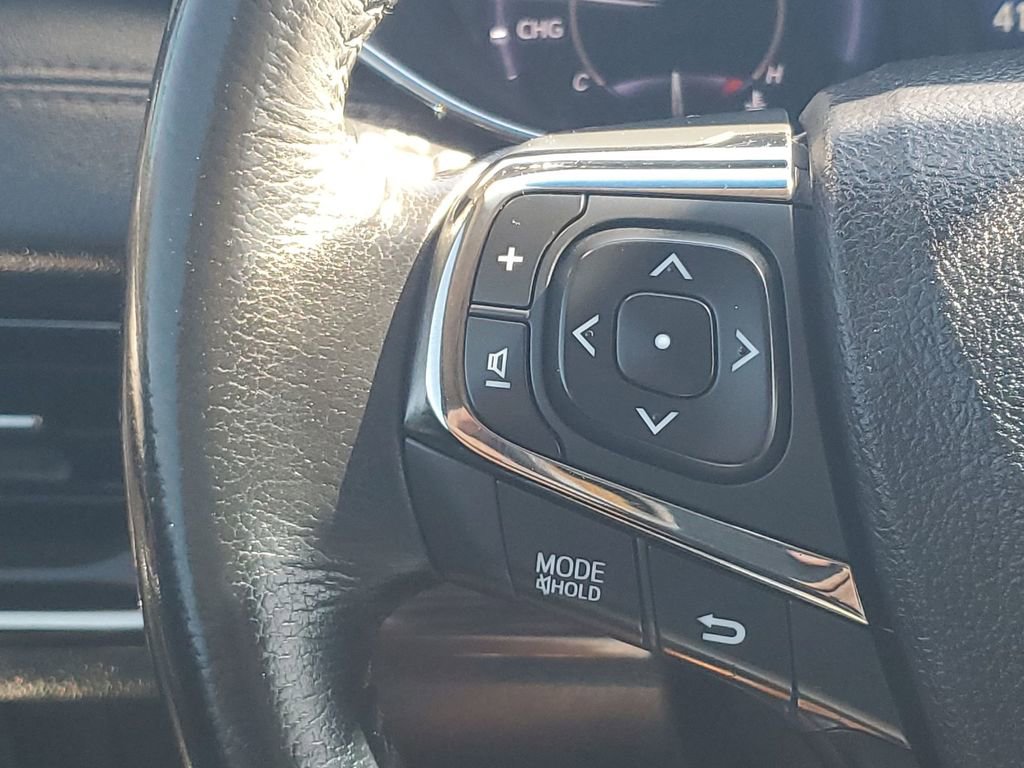 Used 2015 Toyota Avalon XLE Premium image 36