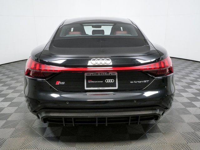 Used 2024 Audi RS e-tron GT image 29