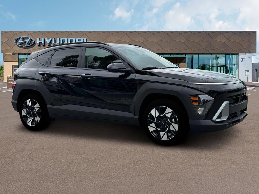Used 2025 Hyundai Kona SEL image 10