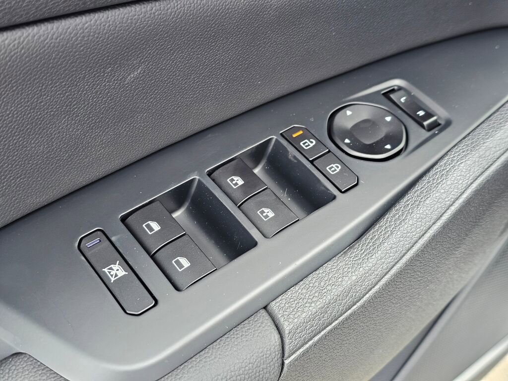 New 2026 Kia Sportage EX w/ EX Panorama Roof Package image 33