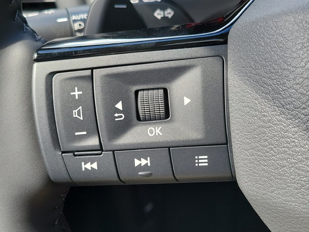 New 2026 Nissan Rogue Platinum AWD/4WD image 30