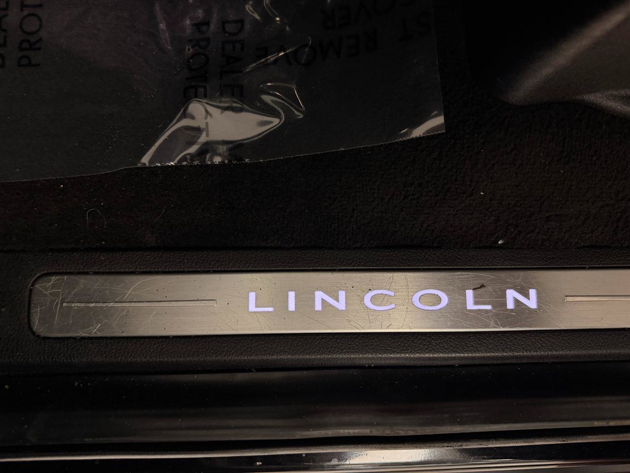 Used 2020 Lincoln Navigator Reserve AWD/4WD image 30