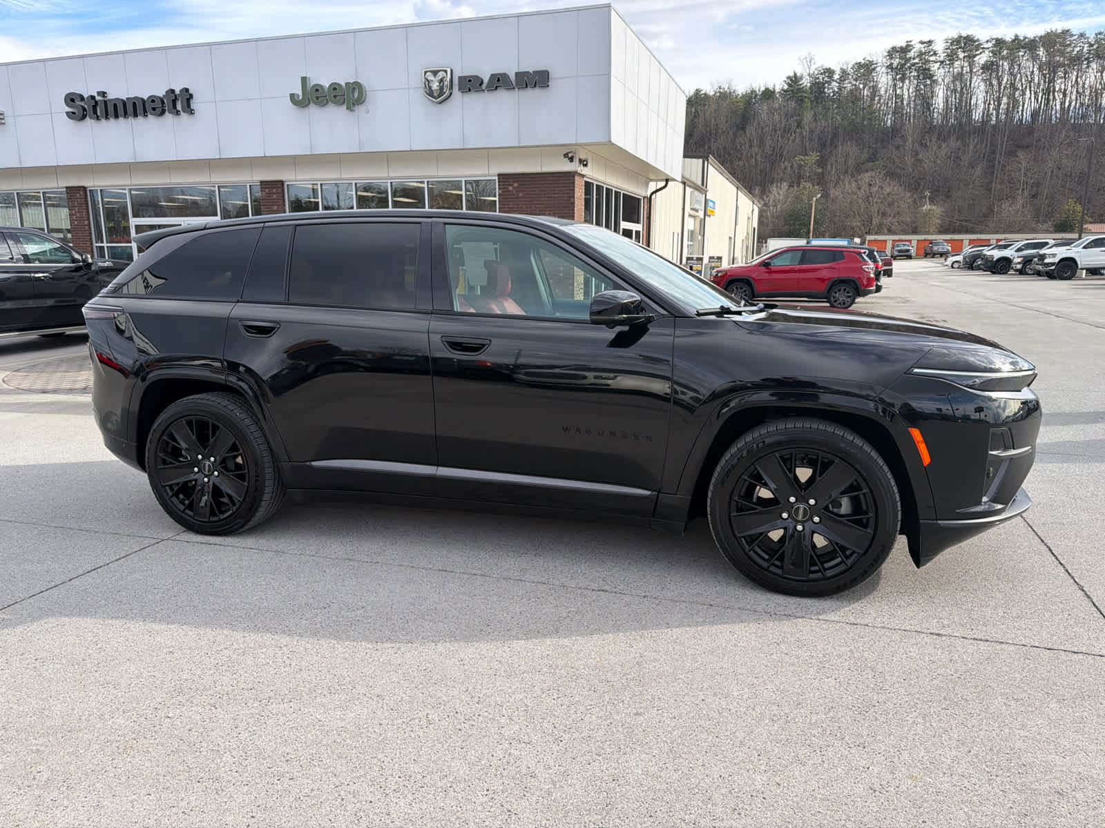 Used 2024 Jeep Wagoneer Launch Edition image 2