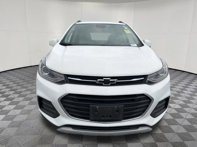 Used 2020 Chevrolet Trax LT w/ Driver Confidence Package image 14