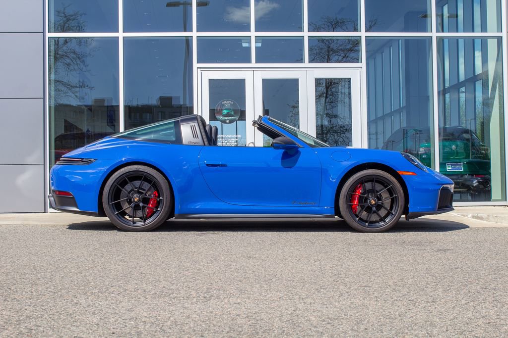 Used 2025 Porsche 911 Targa 4 GTS w/ Premium Package AWD/4WD image 3