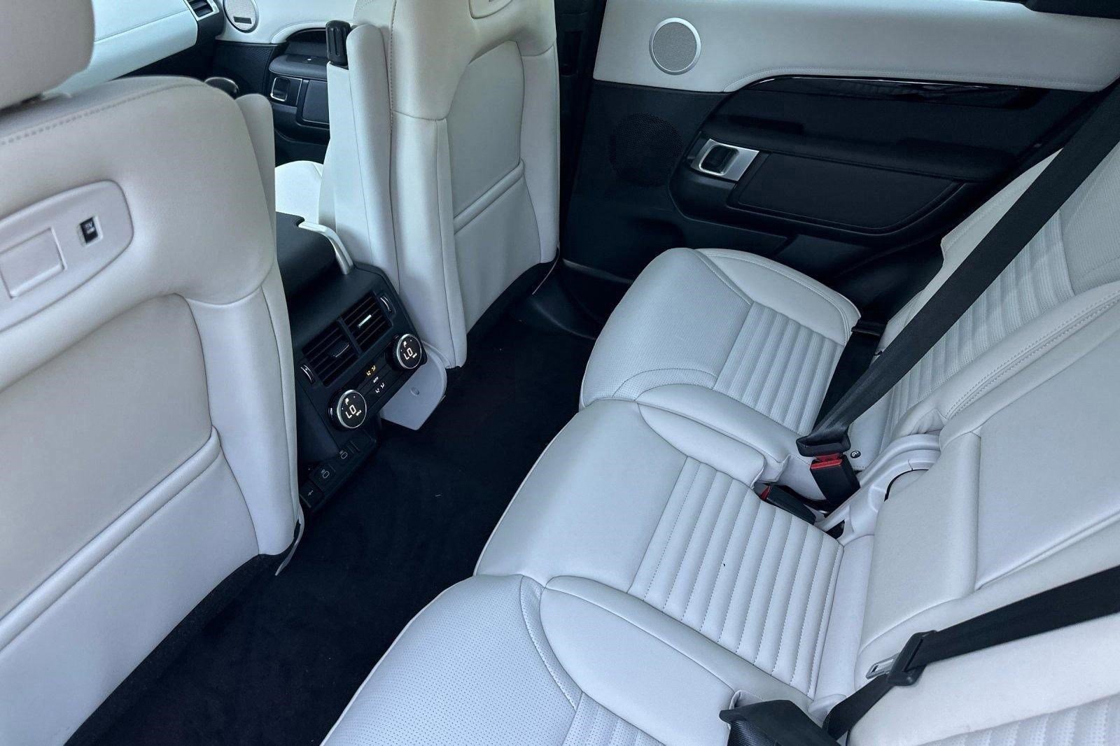 New 2026 Land Rover Discovery S AWD/4WD image 14