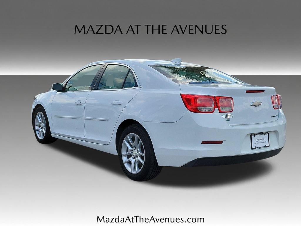 Used 2015 Chevrolet Malibu LT w/ Power Convenience Package FWD image 4