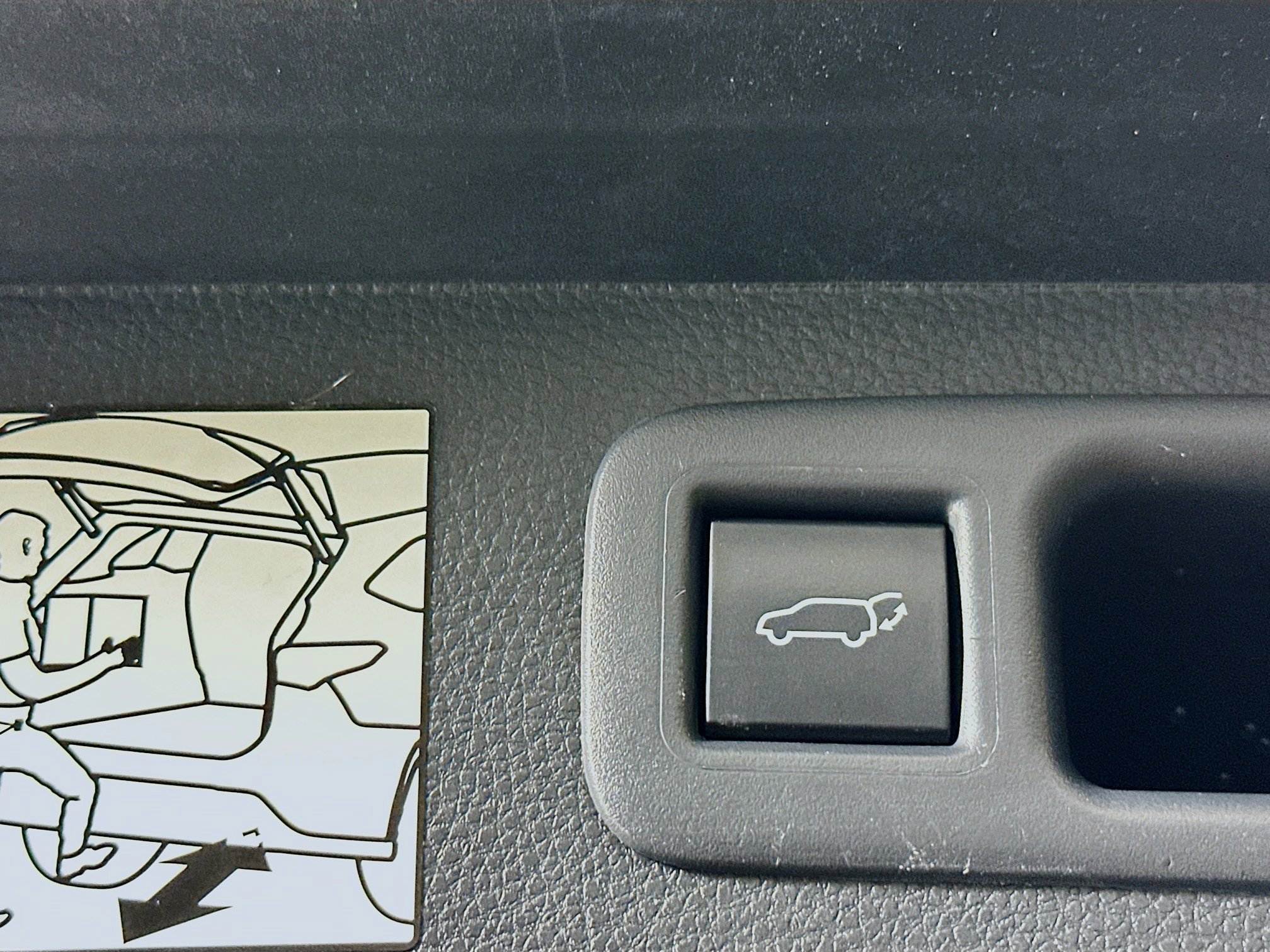 Used 2024 Toyota Highlander XLE image 29