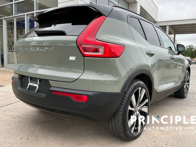 Used 2021 Volvo XC40 P8 Recharge w/ Advanced Package AWD/4WD image 8